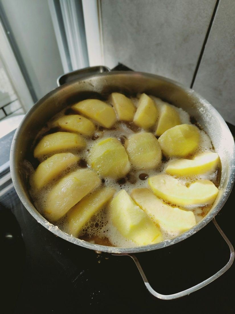 Pommes poêlées au caramel beurre salé